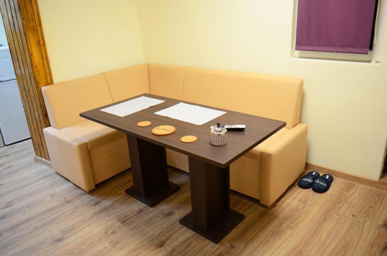Private Apartment In The City Centre. Oradea Exterior foto