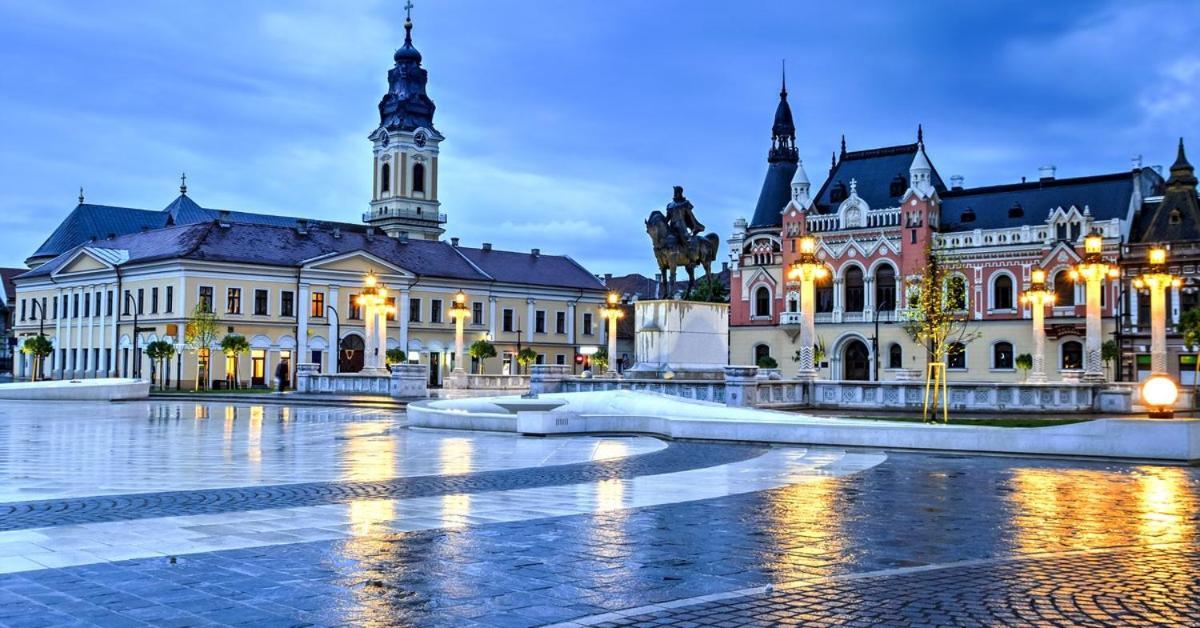 Private Apartment In The City Centre. Oradea Exterior foto